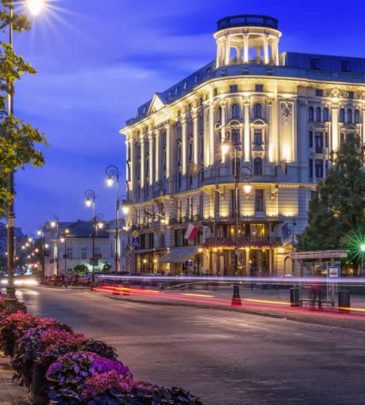 1703619492174_hotel-bristol-warsaw-night